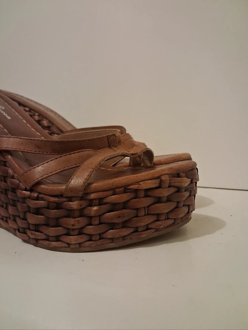 Diego di Lucca Tan Woven Platform Wedge Slide Sandals Women's Size 7